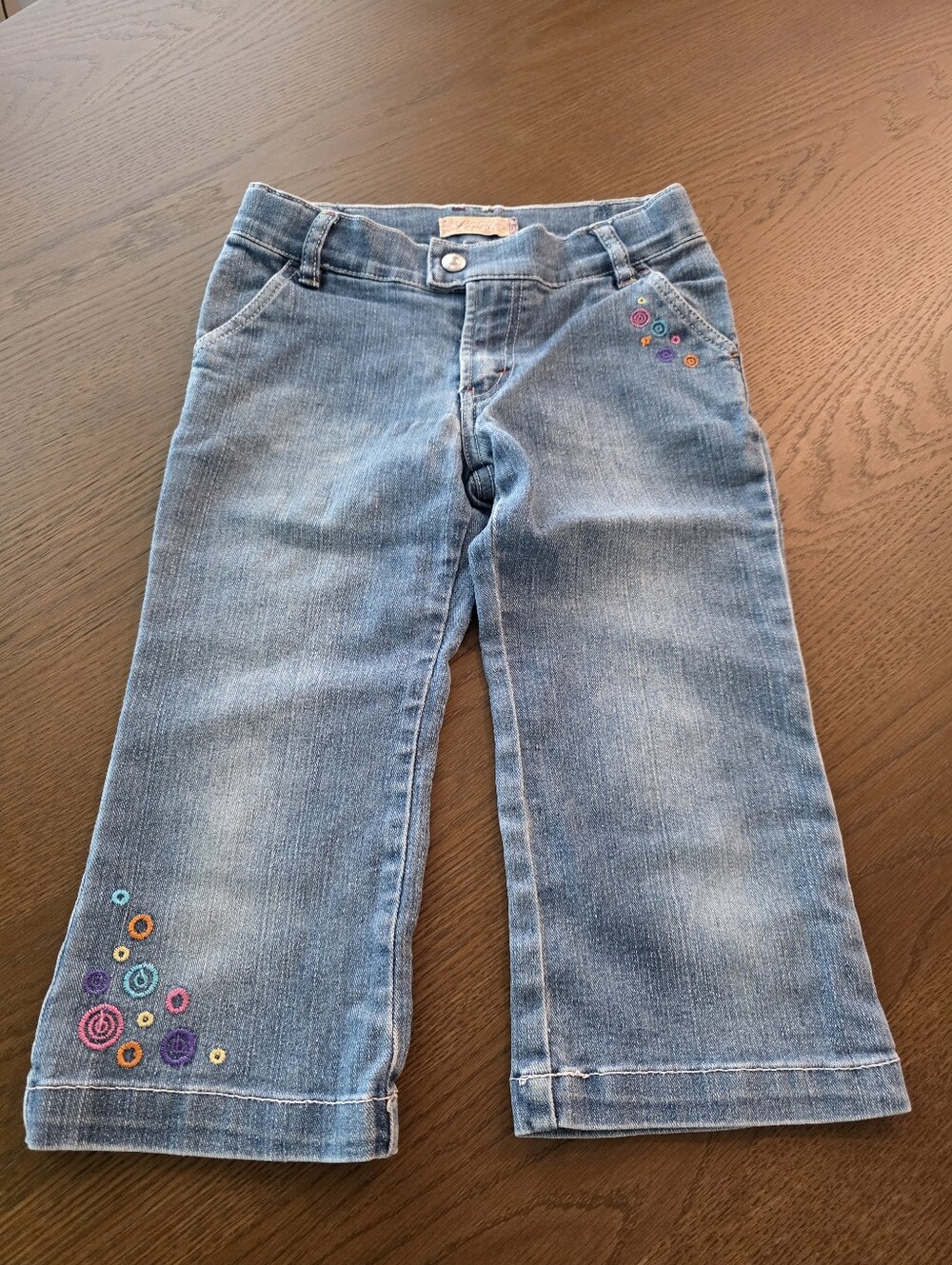 Vintage Embroidered Levi's Size 6x